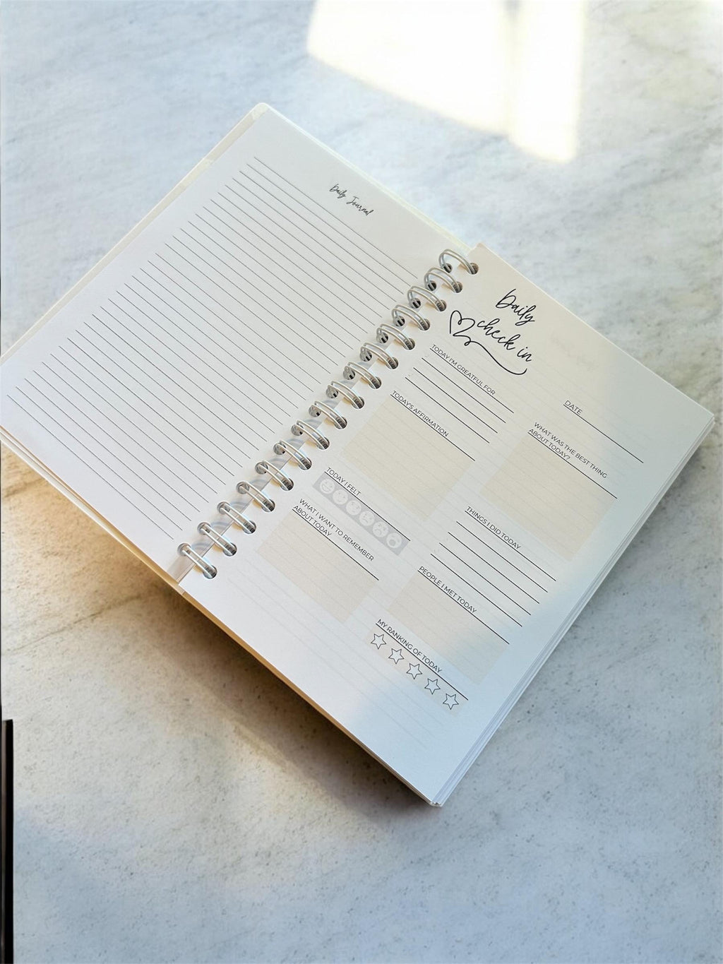 Daily Reflection Journal: A5 Guided Mood Tracker for Self-Care