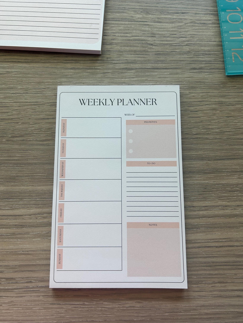 A5 Weekly Planner Notepad – Minimalist Undated To-Do List Desk Pad, Tear-Off Productivity Planner