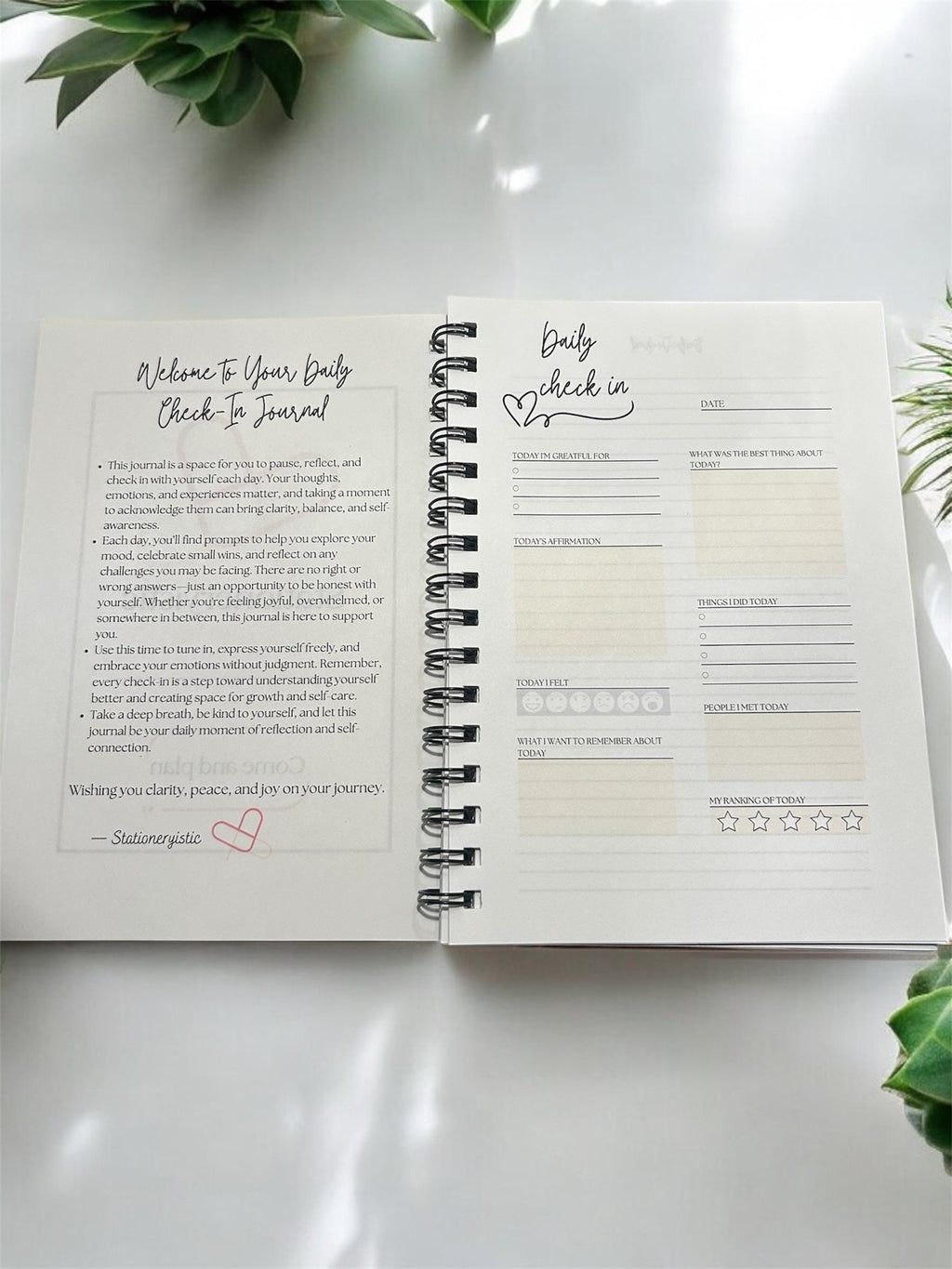 Daily Reflection Journal: A5 Guided Mood Tracker for Self-Care